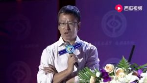 白岩松硬核为中医鸣不平,别把某些人的利益凌驾于病人的生命之上-齐物书舍